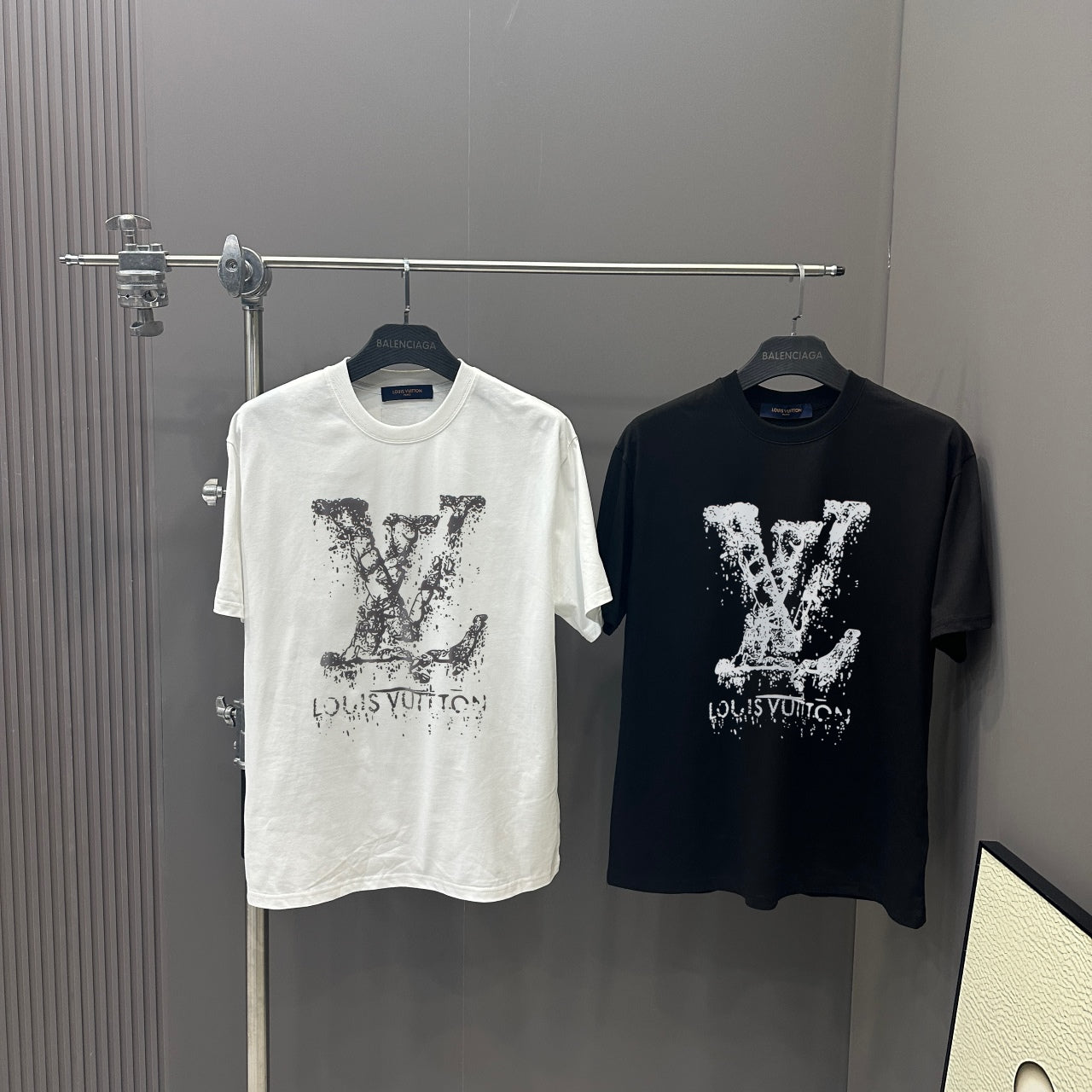 LuxluxHouse Best Quality Clothes T-shirt Louis Vuitton