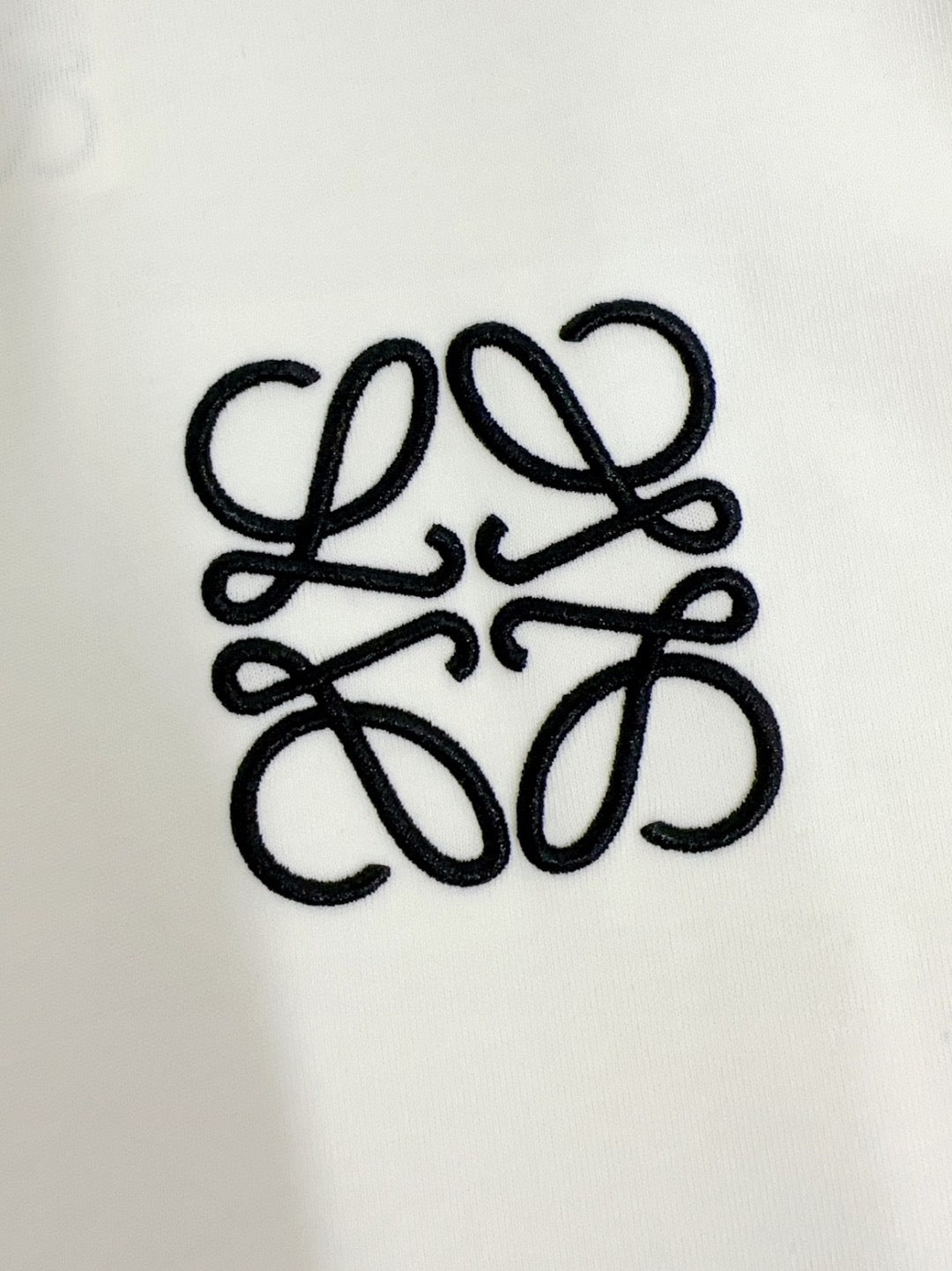 LuxluxHouse Best Quality Clothes T-shirt Loewe