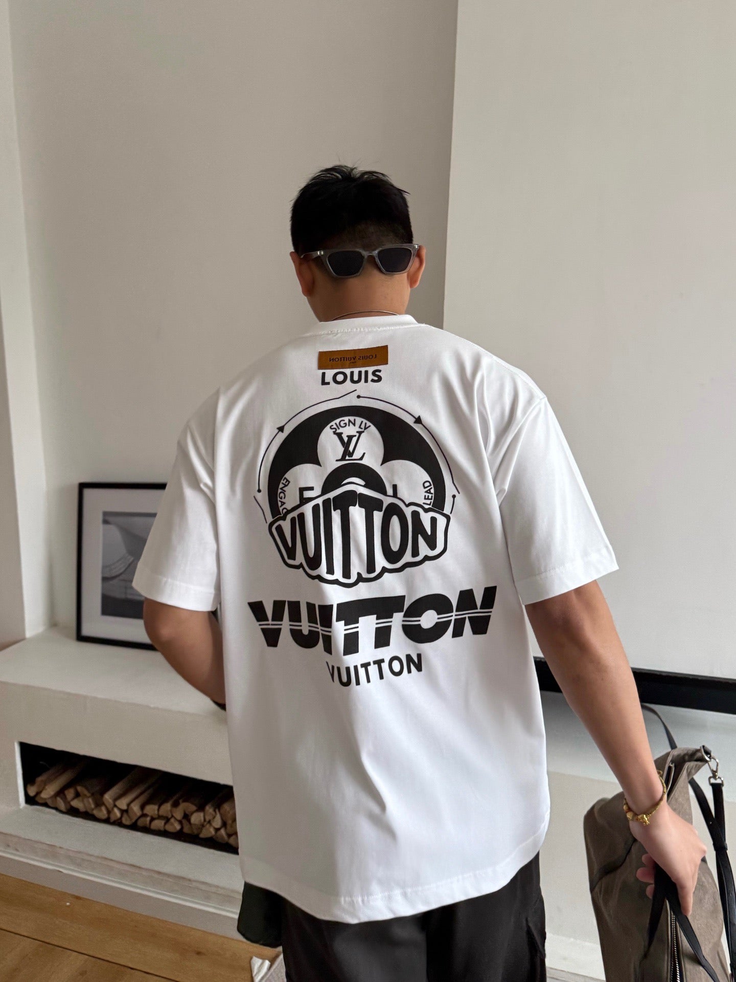 LuxluxHouse Best Quality Clothes T-shirt Louis Vuitton