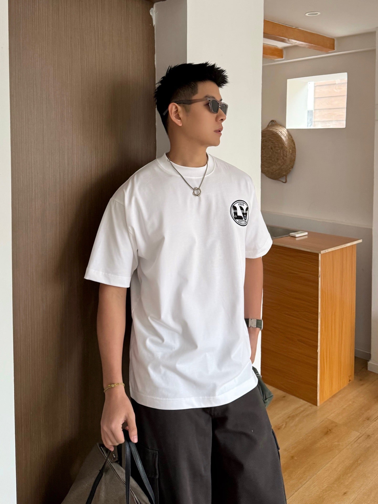 LuxluxHouse Best Quality Clothes T-shirt Louis Vuitton