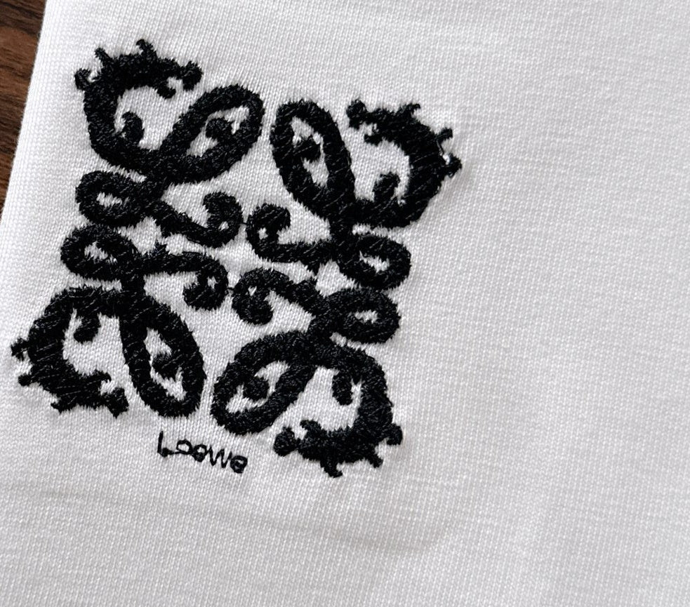 LuxluxHouse Best Quality Clothes T-shirt Loewe