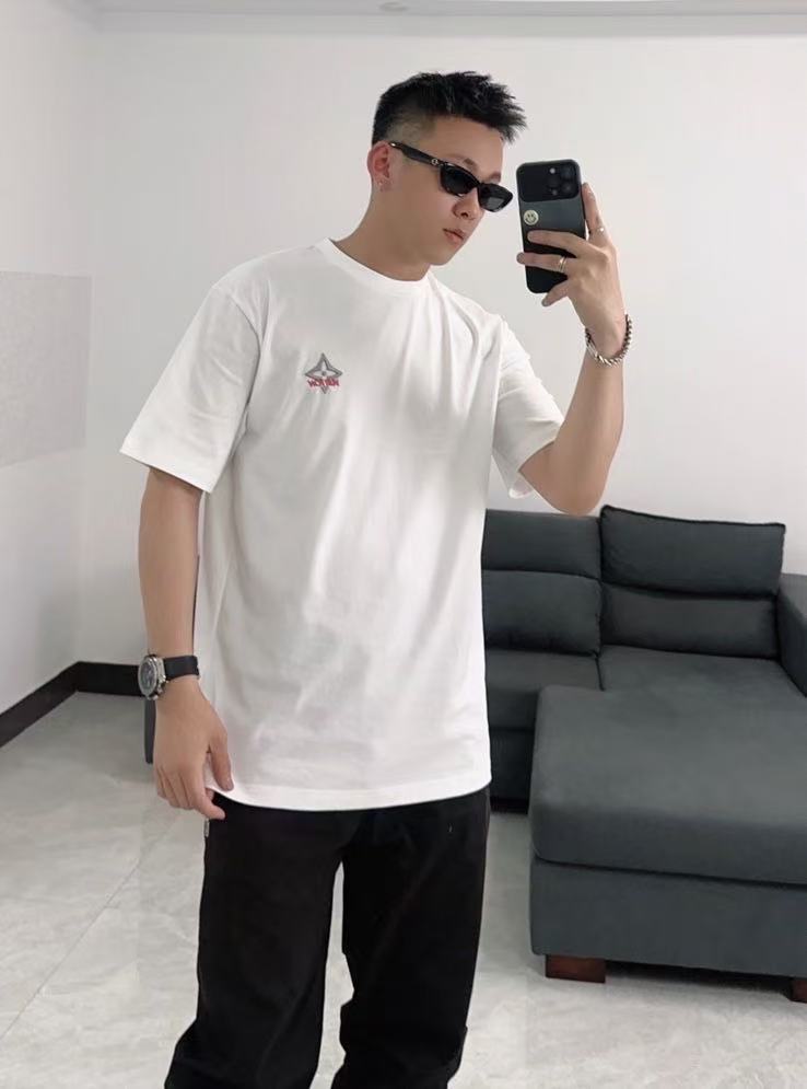 LuxluxHouse Best Quality Clothes T-shirt Louis Vuitton